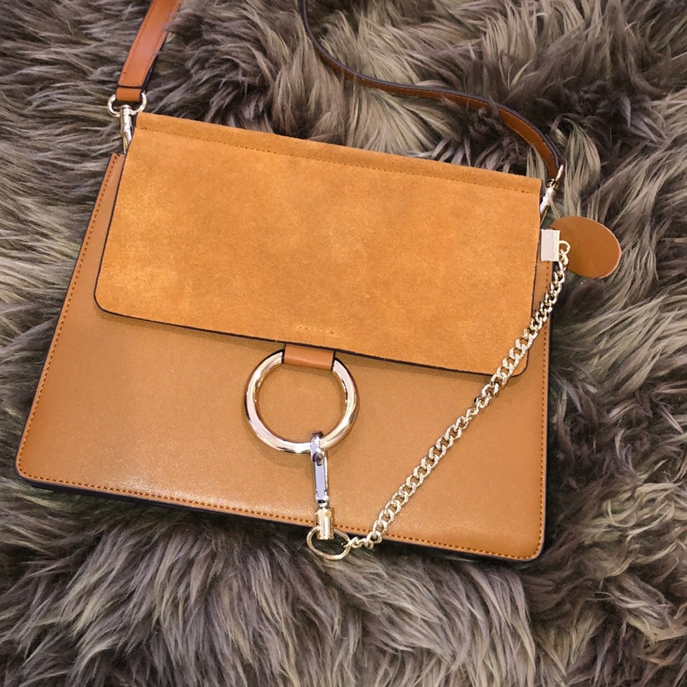 Cross body shoulder purse